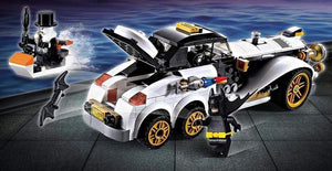 Super Heroes Assemble building blocks set with Batman, white car, and accessories for kids' play. www.usmile.toys