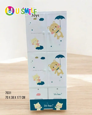 Bubby Ducky Baby Wardrobe (Almari) in white and light blue, featuring adorable cartoon duck illustrations. This plastic cupboard with multiple drawers and double doors measures 70 x 38 x 135 cm, perfect for nursery storage and organizing baby clothes on usmile.toys. www.usmile.toys