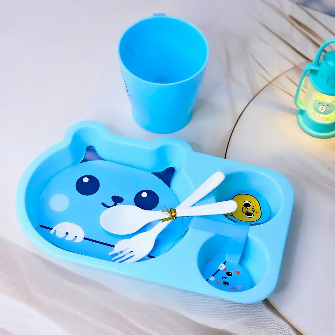 Usmile Toys playful cartoon toddler dining set in pink with a unicorn design, including a segmented plate, cup, and cutlery. www.usmile.toys