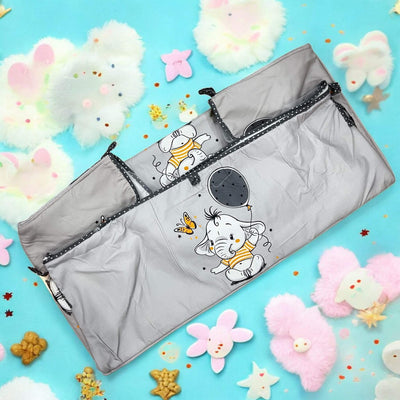 Cute elephant print 7-piece newborn baby bedding combo set for a cozy and playful nursery. Essential baby sleep set for infants and toddlers. www.usmile.com