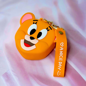 Tom cartoon character silicone coin purse with keychain strap, a playful and compact accessory for children and collectors. Great for organizing small change or keys, adding a touch of fun to everyday essentials. www.usmile.com