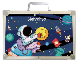 Silver and blue space-themed art and craft painting kit for kids, featuring an astronaut and planets, containing 145 colors, perfect for creative young artists from Usmile Toys. www.usmile.toys