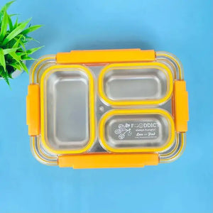 These stylish and durable lunch containers are ideal for school, office, and travel use. Available at www.usmile.toys, your trusted online store for toys, kids stationery, return gifts, baby products, and essentials. Enhance your lunchtime experience with our leakproof, multi-compartment bento boxes designed for easy packing and freshness retention