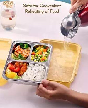These stylish and durable lunch containers are ideal for school, office, and travel use. Available at www.usmile.toys, your trusted online store for toys, kids stationery, return gifts, baby products, and essentials. Enhance your lunchtime experience with our leakproof, multi-compartment bento boxes designed for easy packing and freshness retention