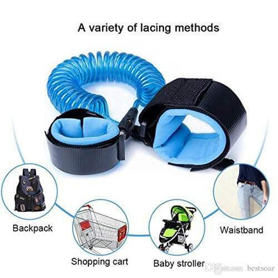 Secure and comfortable anti-lost wrist strap for babies and toddlers in blue, promoting safety and peace of mind for parents while out and about, a reliable product from Usmile Toys. www.usmile.toys