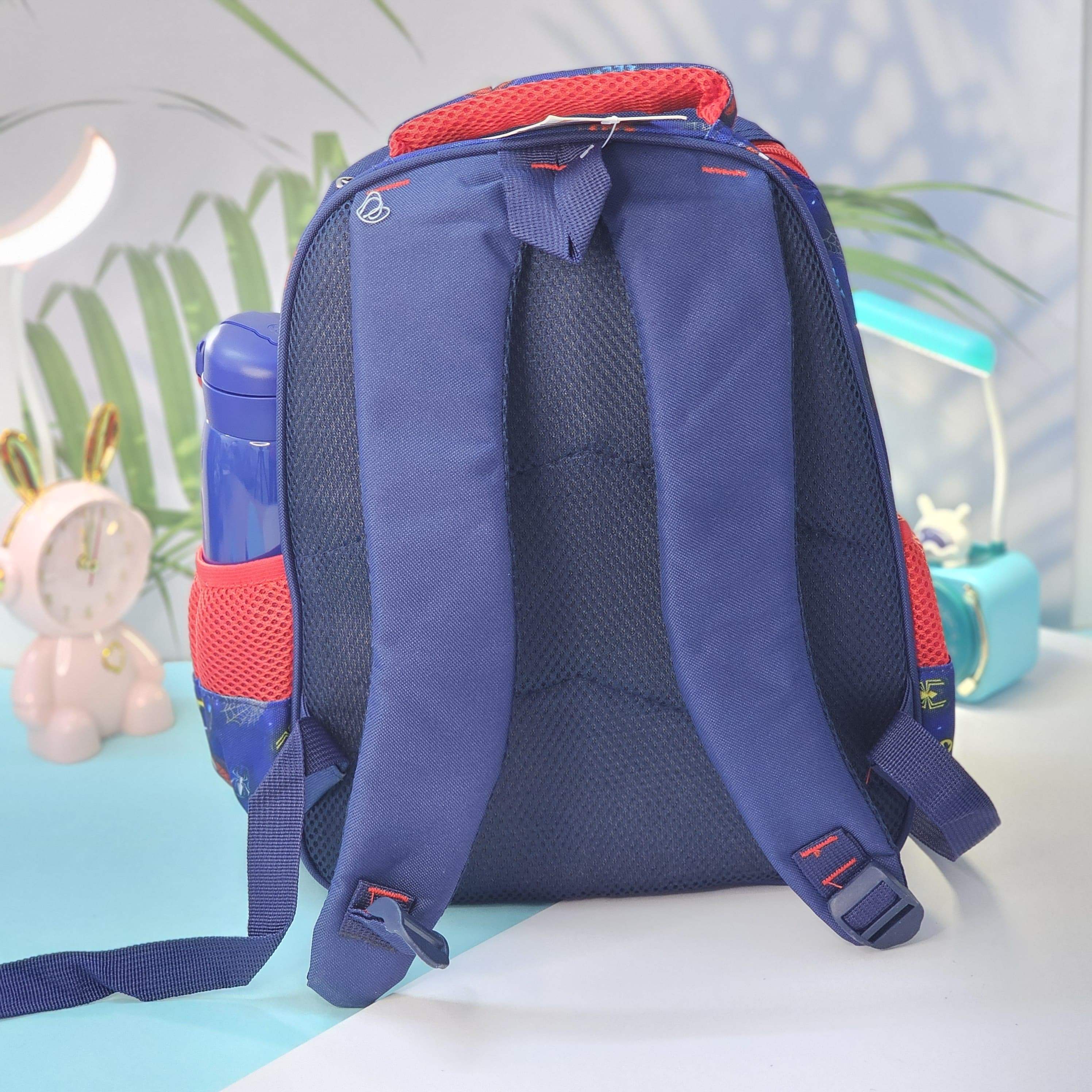 "Stylish and practical Usmile Toys backpack for boys, adorned with popular cartoon superhero characters, including Iron Man and Thor." www.smile.toys