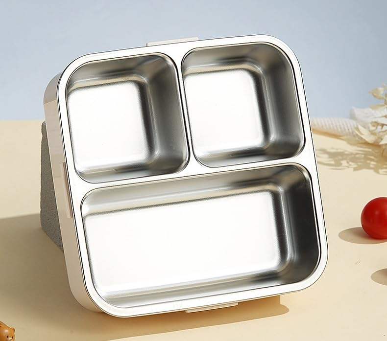 Super cat school lunch box These stylish and durable lunch containers are ideal for school, office, and travel use. Available at www.usmile.toys, your trusted online store for toys, kids stationery, return gifts, baby products, and essentials. Enhance your lunchtime experience with our leakproof, multi-compartment bento boxes designed for easy packing and freshness retention