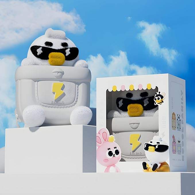 Shop these adorable and practical kids' travel bags and picnic accessories at Usmile Toys www.usmile.toys.
