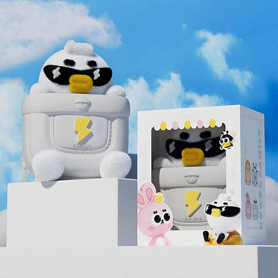 Shop these adorable and practical kids' travel bags and picnic accessories at Usmile Toys www.usmile.toys.
