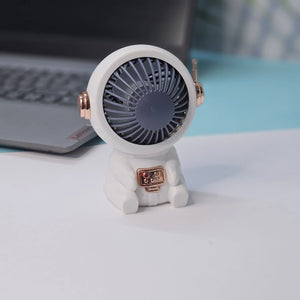 Clearly describes the visible item (grey mat, elephant, umbrella, colors). www.usmile.toys