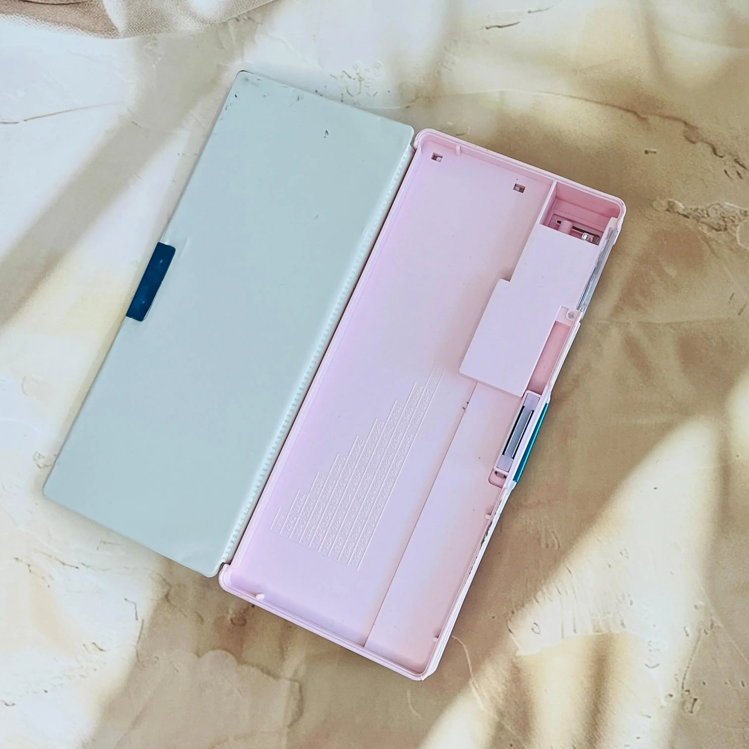 Bts Compass Set Magnetic Pencil Case - BTS Magnetic Pencil Compass Box