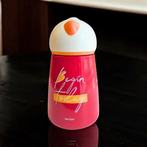 Shop these durable and safe children's water bottles and more at Usmile Toys www.usmile.toys.
